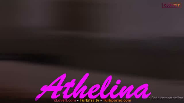 Athelina: Fileli Çorapla Domaldi Yatakta | HD - Türk Porno